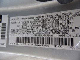 2005 TOYOTA TACOMA BASE SILVER STD CAB 2.7L AT 2WD Z18280
